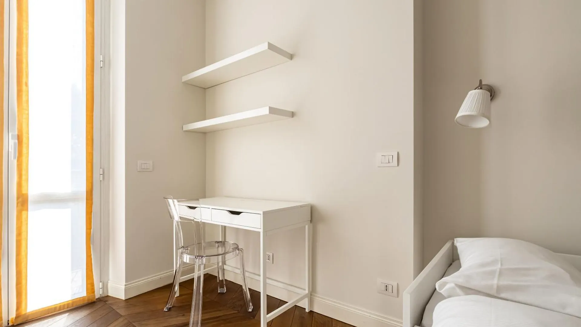 Citta Studi Elegant Huge Apartment Milan Italy