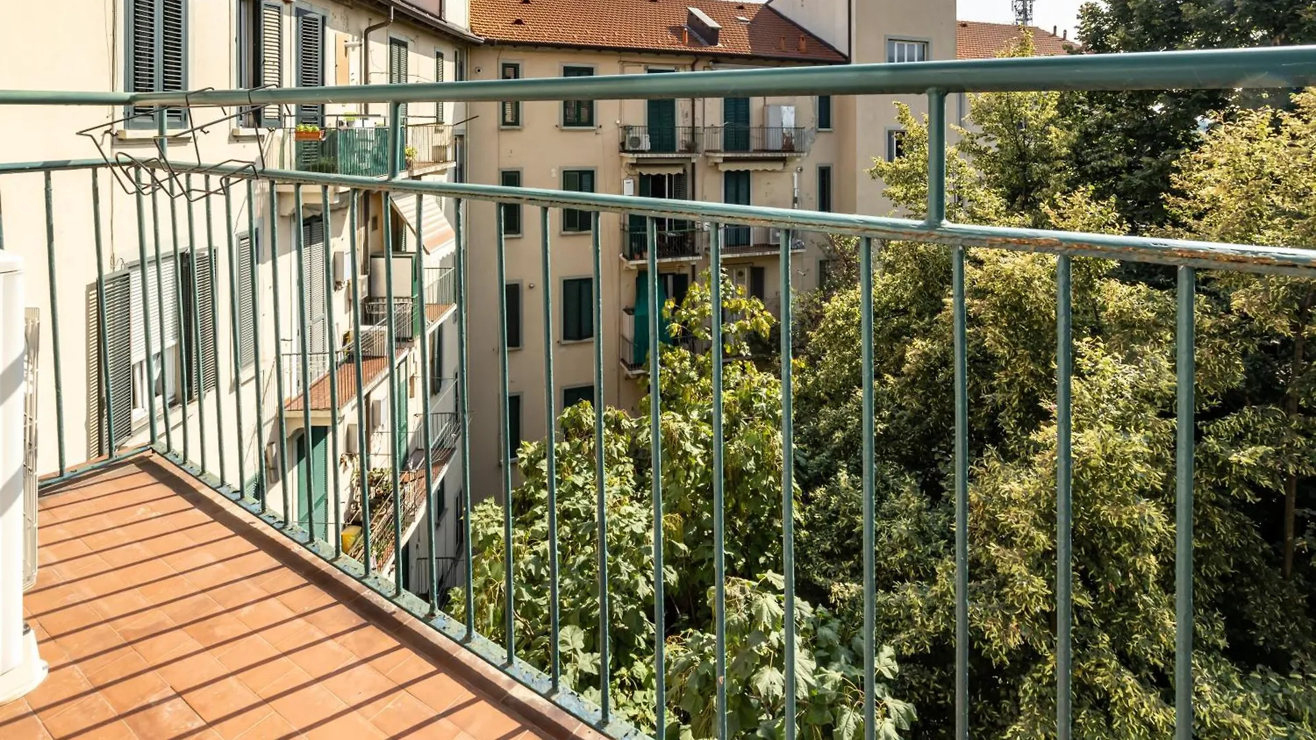 Citta Studi Elegant Huge Apartment Milan