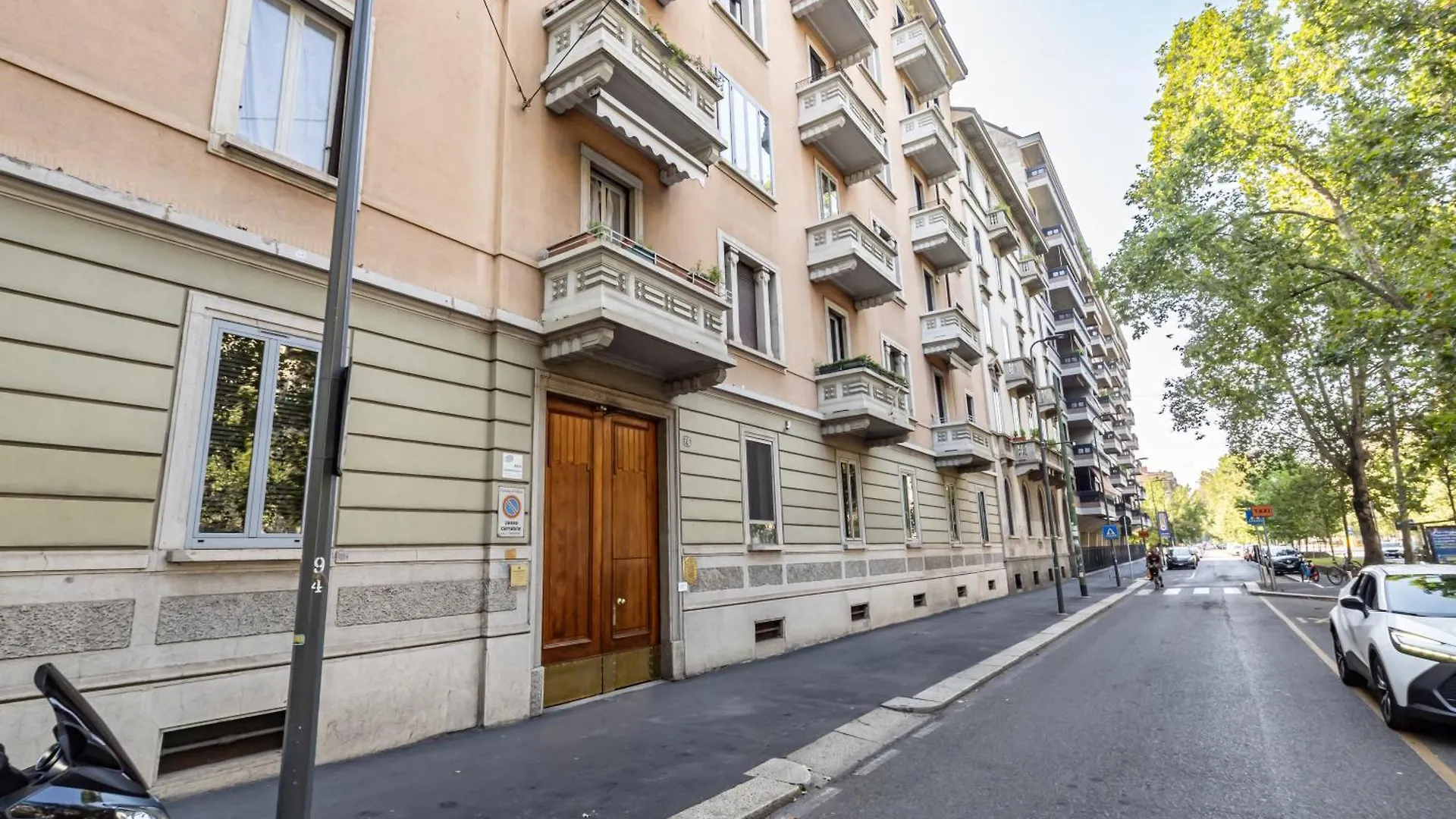 Citta Studi Elegant Huge Apartment Milan