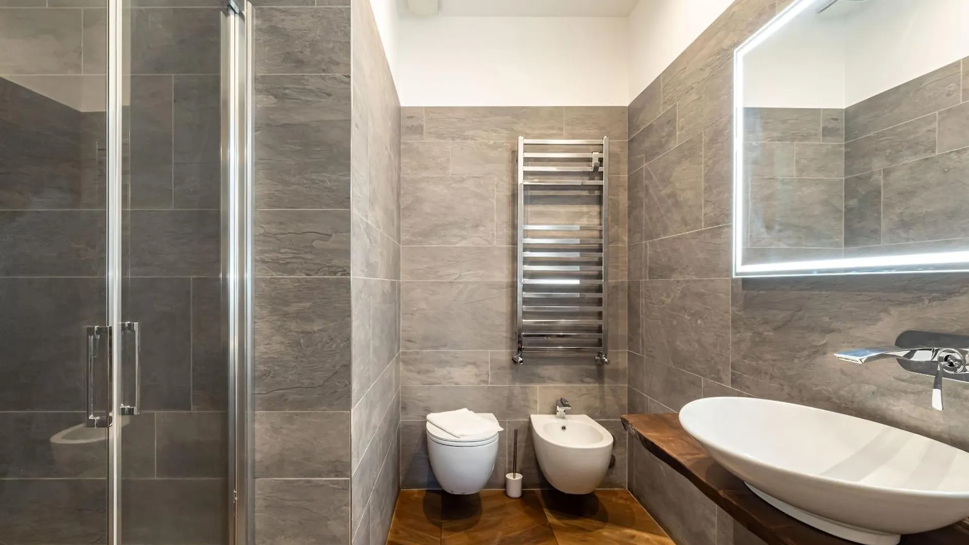 Citta Studi Elegant Huge Apartment Milan